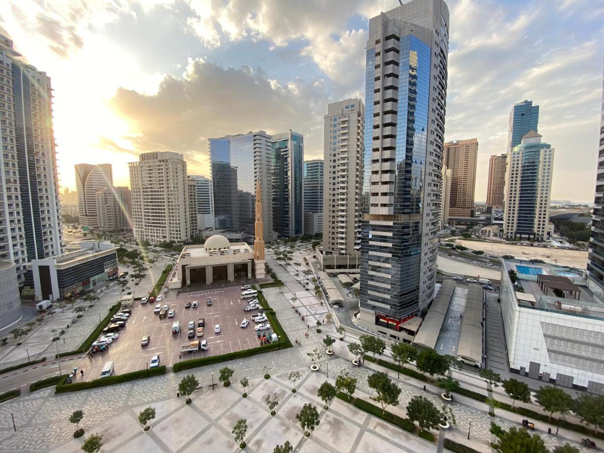 Elegance Hostel Dubai Exteriör bild