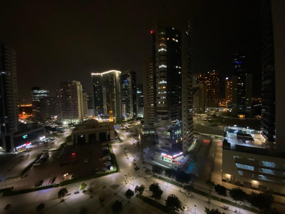 Elegance Hostel Dubai Exteriör bild