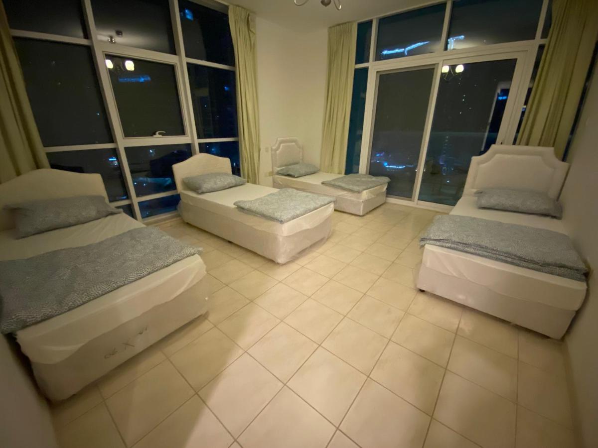 Elegance Hostel Dubai Exteriör bild